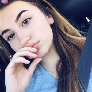 Meet your Posher, Arianna